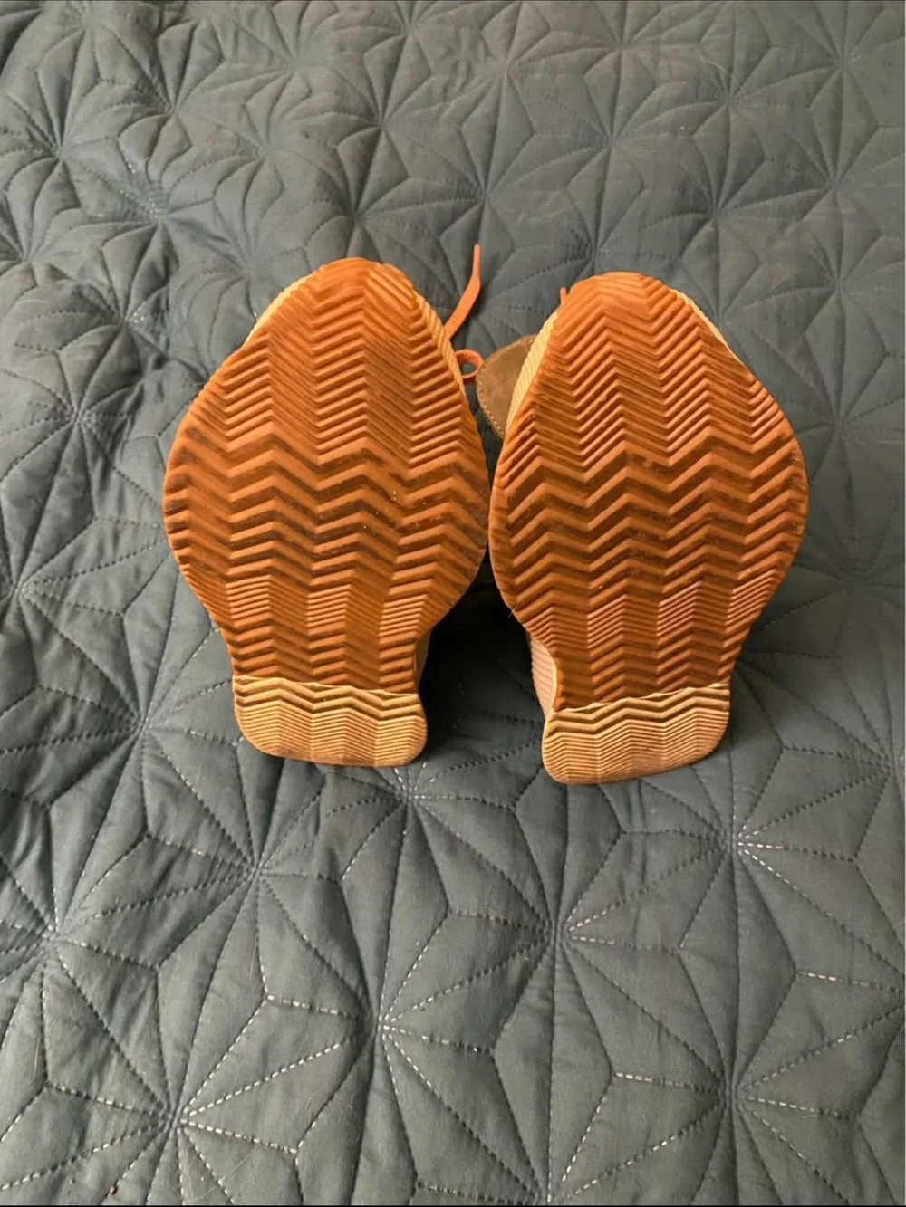 Sorel Olive Green and Orange Women's Hiker Boots - Picture 2 of 6